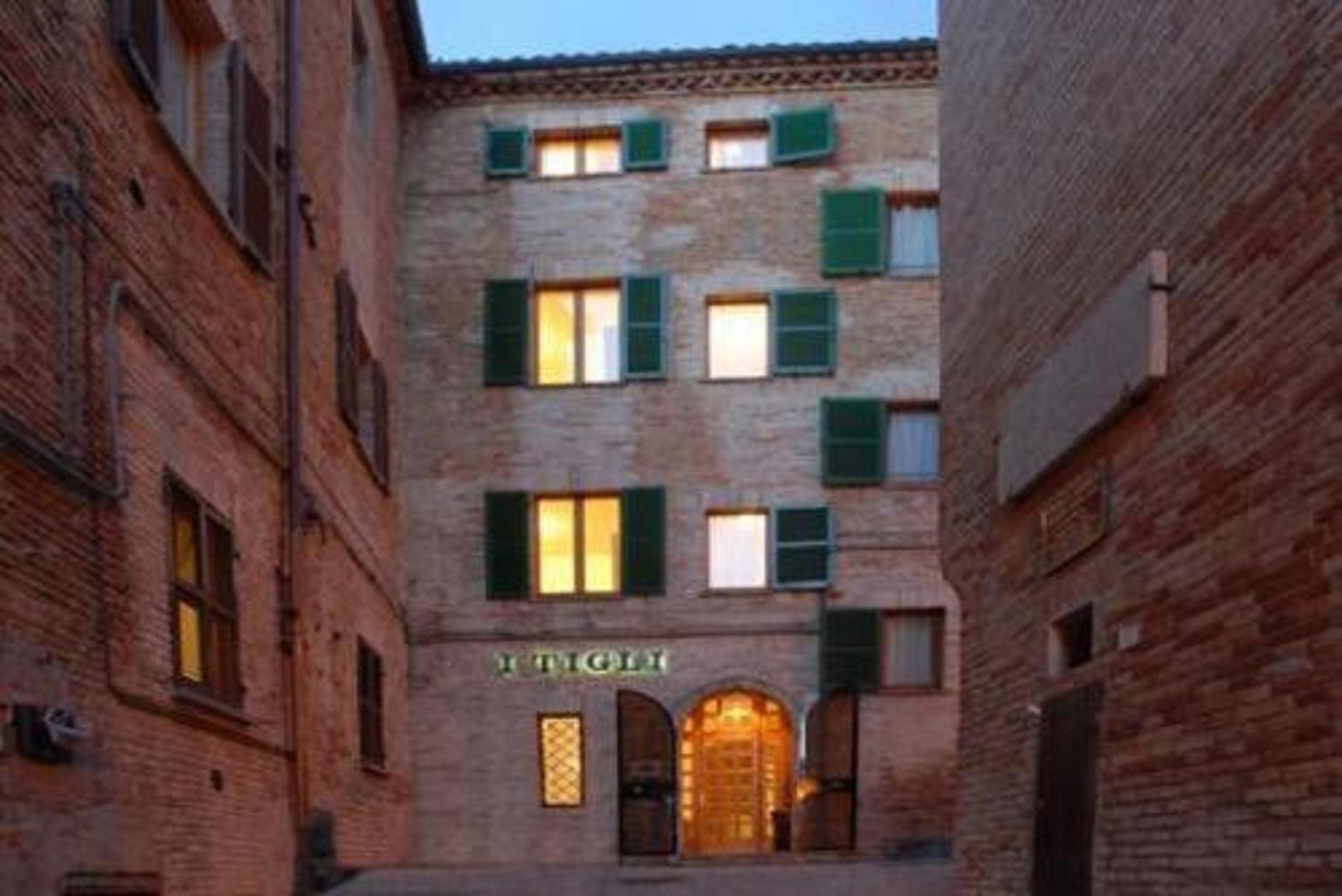 Hotel I Tigli Albergo Diffuso Corinaldo Exteriör bild