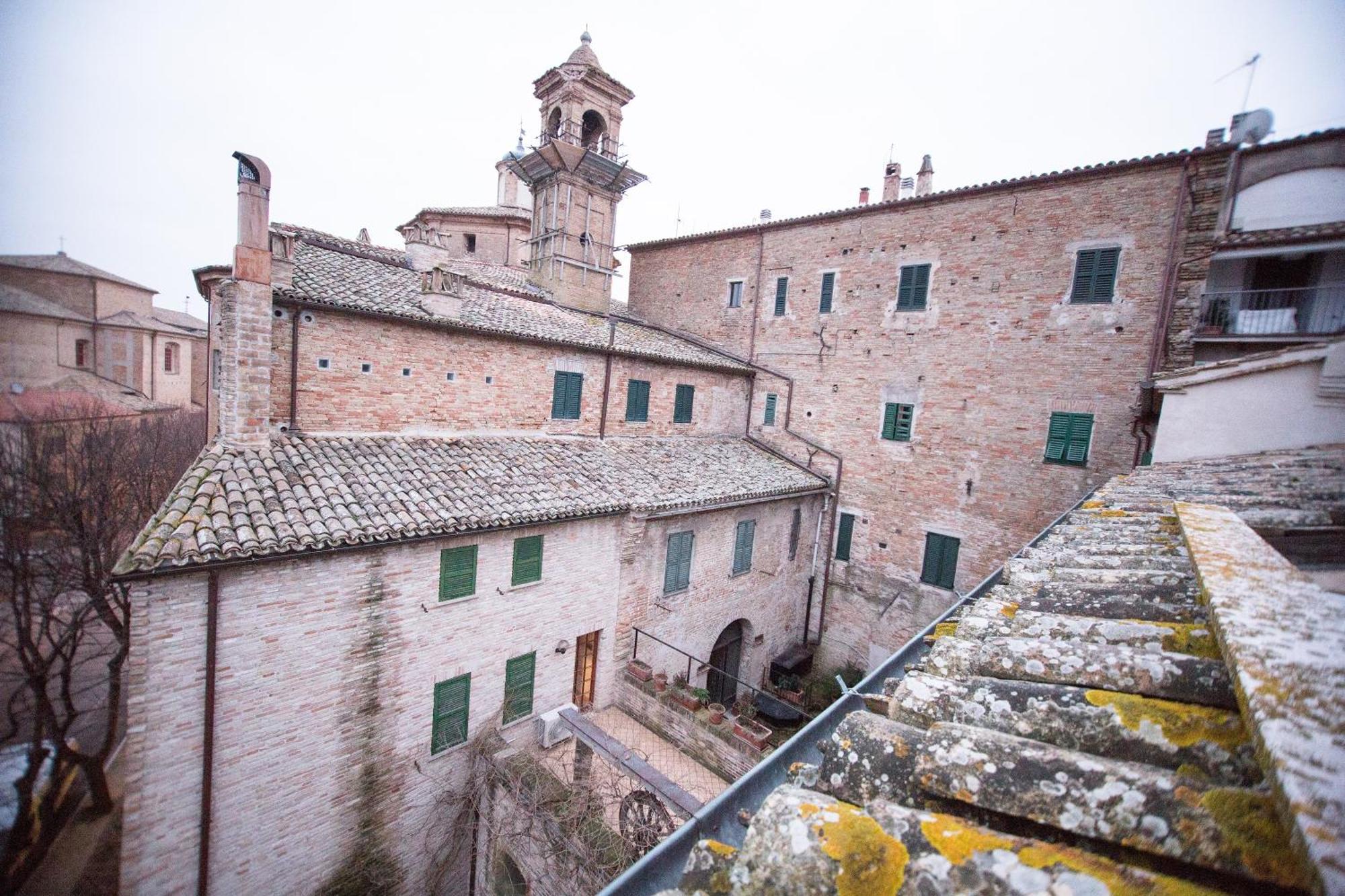 Hotel I Tigli Albergo Diffuso Corinaldo Exteriör bild