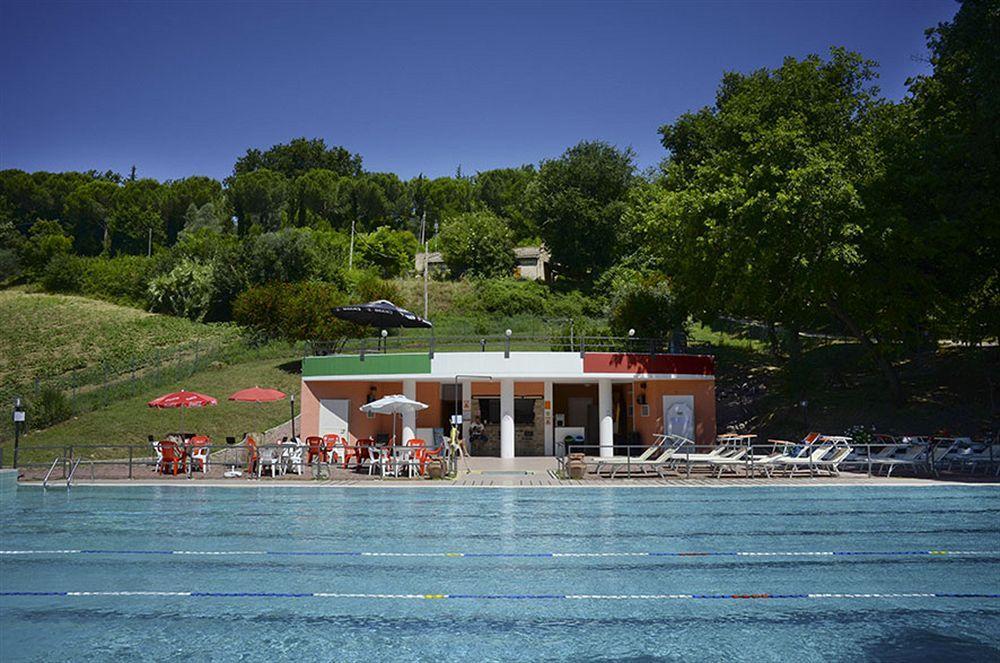 Hotel I Tigli Albergo Diffuso Corinaldo Exteriör bild