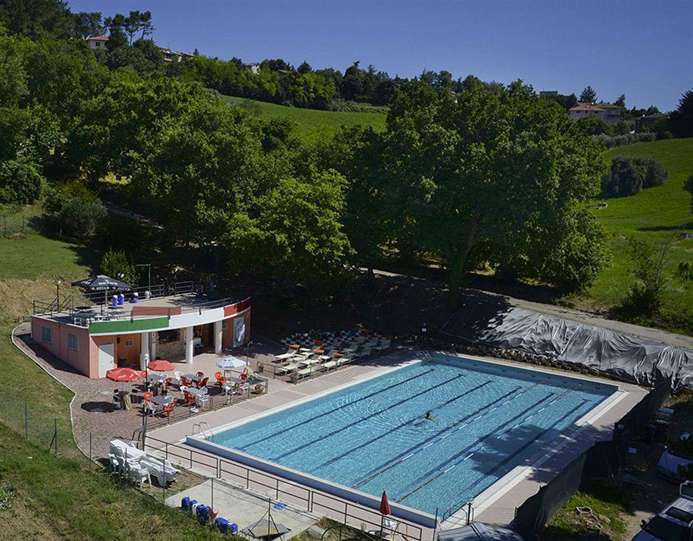 Hotel I Tigli Albergo Diffuso Corinaldo Exteriör bild