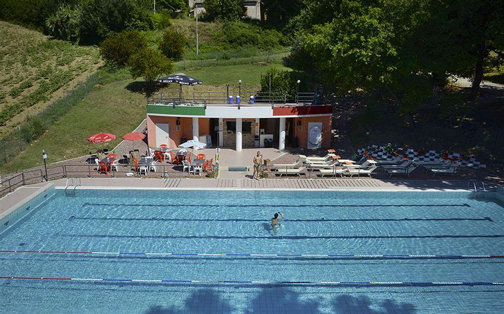Hotel I Tigli Albergo Diffuso Corinaldo Exteriör bild